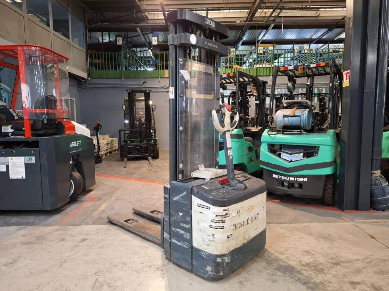 Crown WE2300-16 - Máy xếp chồng: hình 5 Crown WE2300-16 - Máy xếp chồng: hình 5