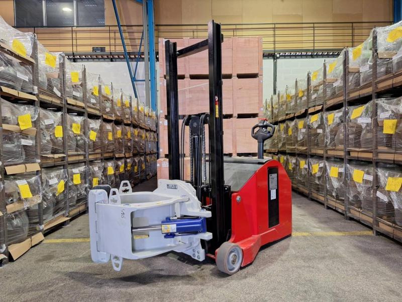 Manitou ES-C 713 SVC 17.V.315 - Máy xếp chồng: hình 2 Manitou ES-C 713 SVC 17.V.315 - Máy xếp chồng: hình 2