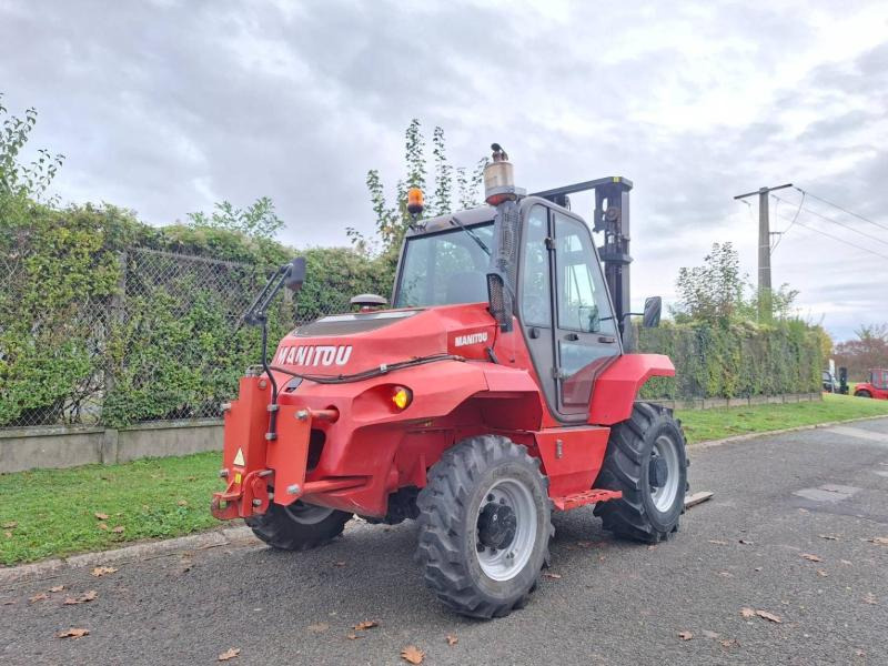 Manitou M26-4 T3B - Xe nâng địa hình gồ ghề: hình 5 Manitou M26-4 T3B - Xe nâng địa hình gồ ghề: hình 5