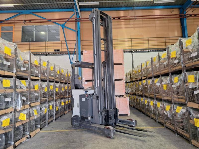UniCarriers UHD-200-DTFVXF-955 - Xe tải tiếp cận: hình 2 UniCarriers UHD-200-DTFVXF-955 - Xe tải tiếp cận: hình 2