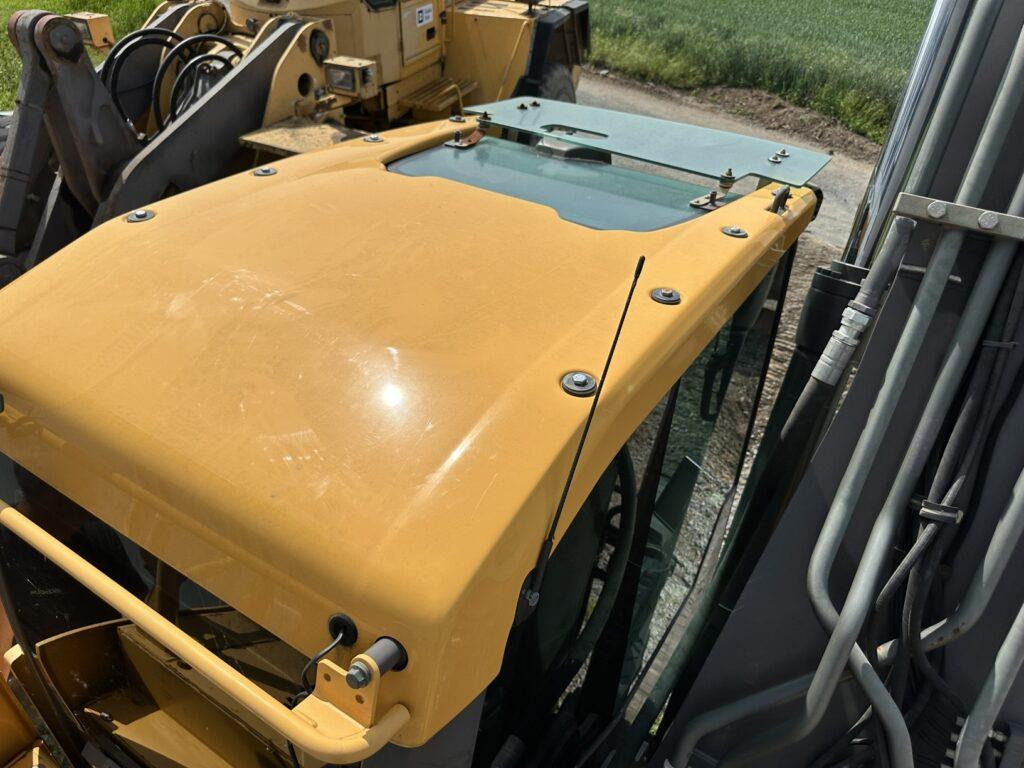 Volvo EC220EL - Máy xúc bánh xích: hình 5 Volvo EC220EL - Máy xúc bánh xích: hình 5