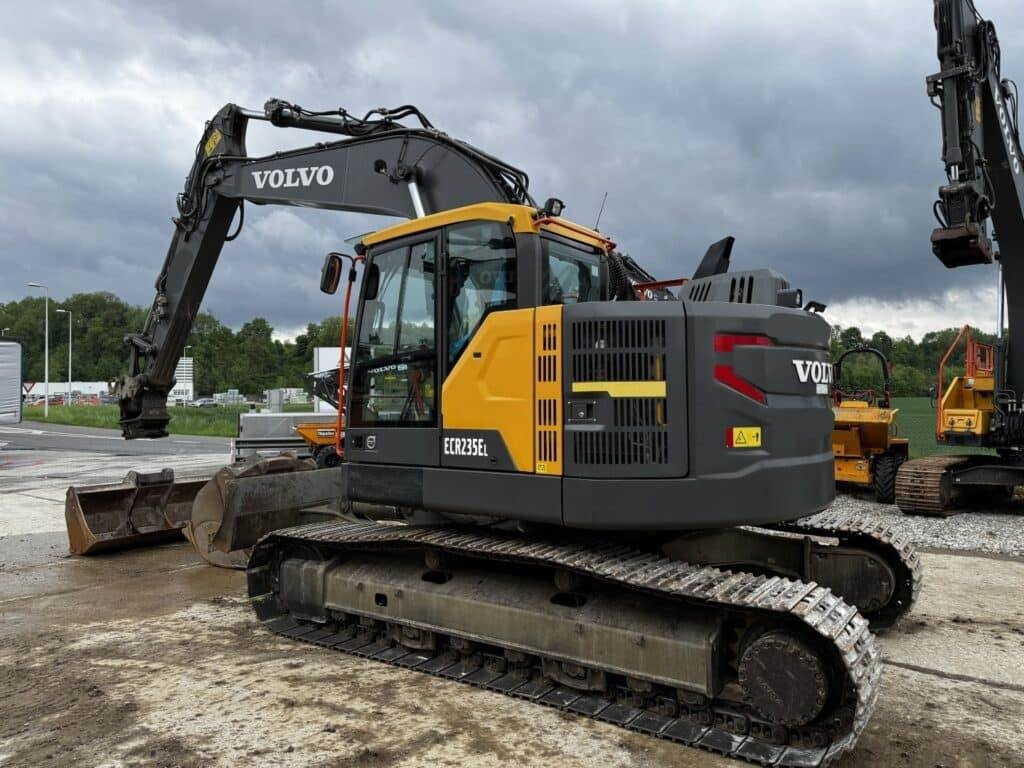 Volvo ECR235EL - Máy xúc bánh xích: hình 3 Volvo ECR235EL - Máy xúc bánh xích: hình 3