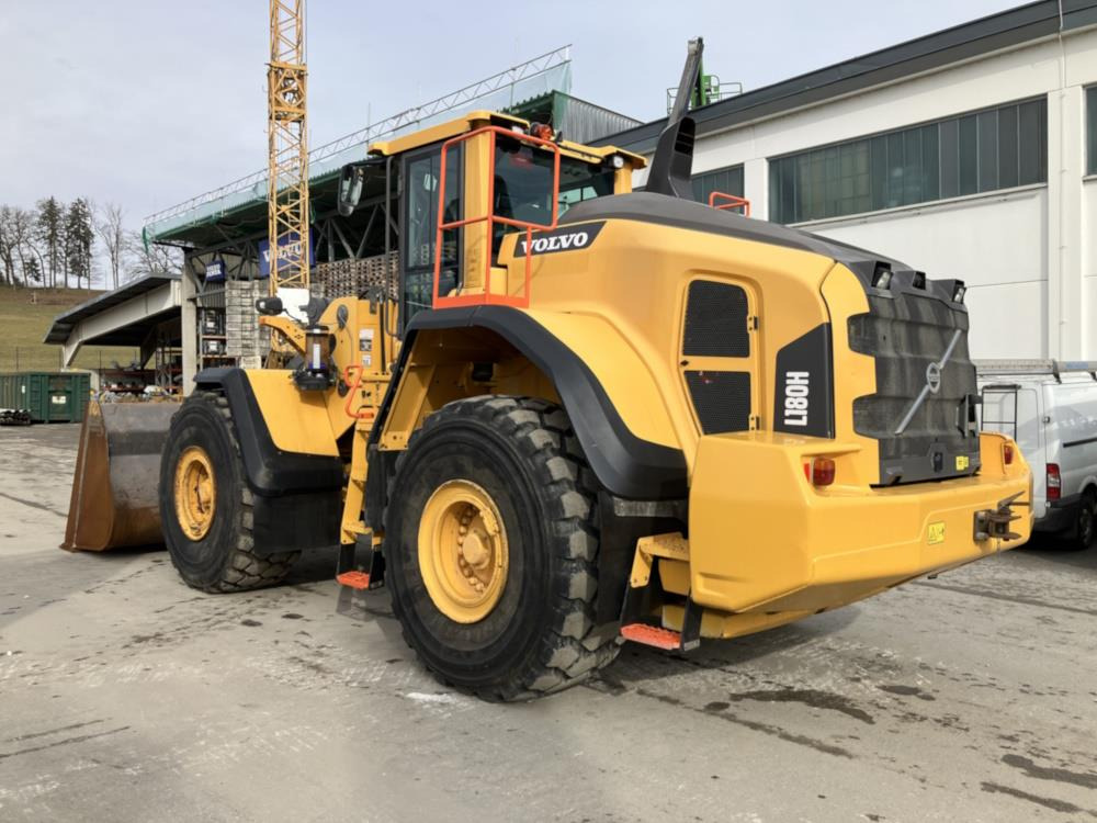Volvo L180H - Máy xúc lật bánh lốp: hình 3 Volvo L180H - Máy xúc lật bánh lốp: hình 3