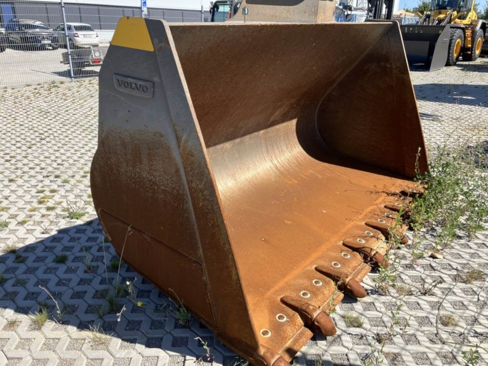 Volvo Schaufel mit Zähnen - Festanbau - Gầu: hình 1 Volvo Schaufel mit Zähnen - Festanbau - Gầu: hình 1
