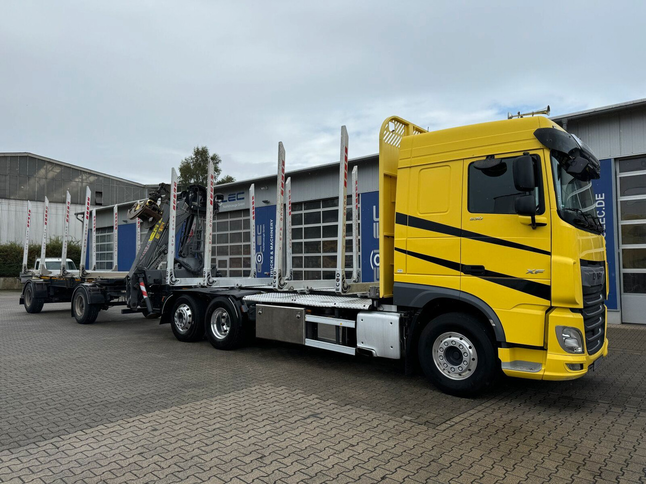 DAF XF 530 6x2 Holztransport Kran PENZ 15Z9.50 *Anh. - Xe chở gỗ, Xe cẩu tự hành: hình 2 DAF XF 530 6x2 Holztransport Kran PENZ 15Z9.50 *Anh. - Xe chở gỗ, Xe cẩu tự hành: hình 2