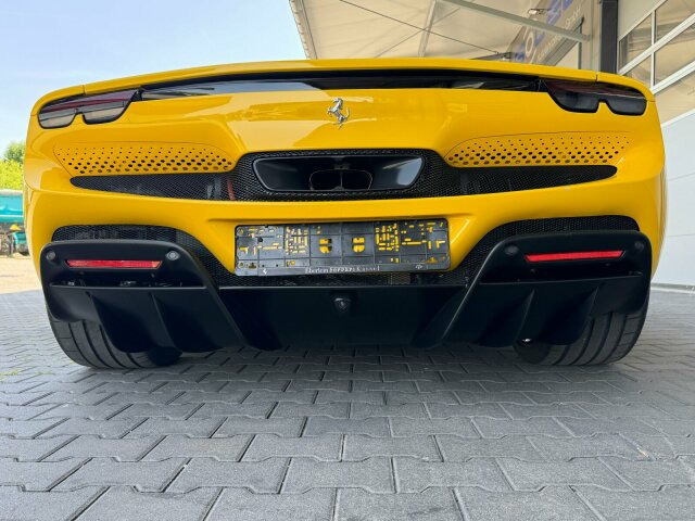 Xe coupe Ferrari 296 GTB Coupe: hình 10