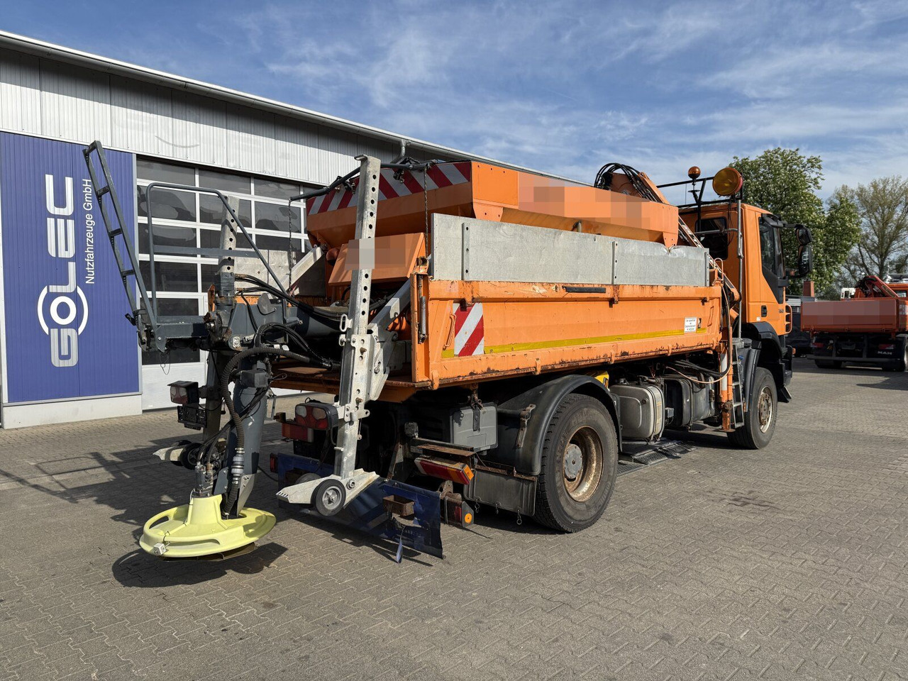 Iveco TRAKKER Kipper Kran TEREX 85.2 Salzstreuer - Xe ben, Xe cẩu tự hành: hình 3 Iveco TRAKKER Kipper Kran TEREX 85.2 Salzstreuer - Xe ben, Xe cẩu tự hành: hình 3