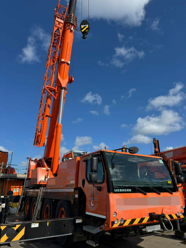 Liebherr LTM 1070-4.2 Autokran mit Spitze *TOP Zustand - Cần cẩu mọi địa hình: hình 4 Liebherr LTM 1070-4.2 Autokran mit Spitze *TOP Zustand - Cần cẩu mọi địa hình: hình 4
