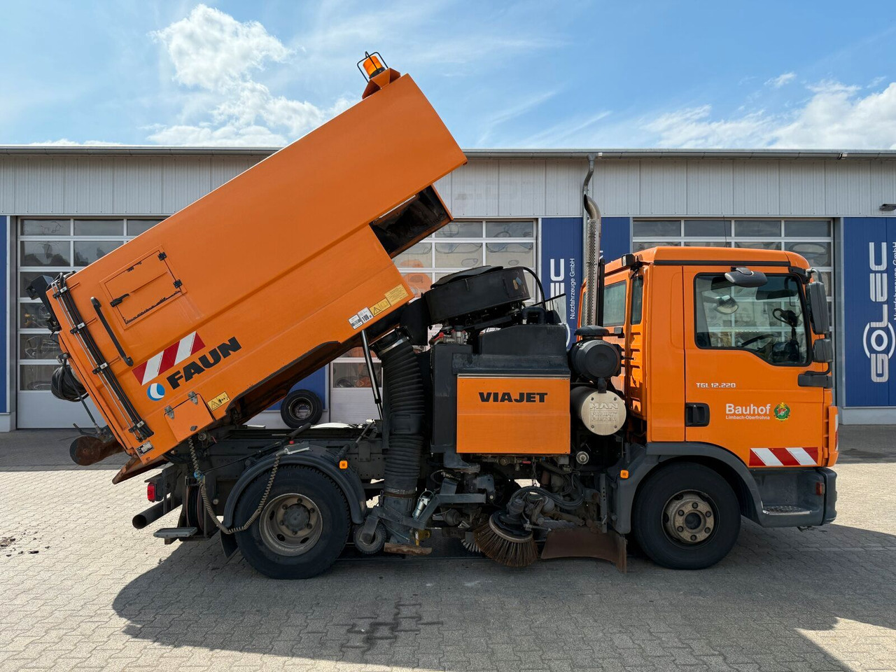 MAN 12.220 4x2 BL Kehrmaschine Viajet 5RHS - Xe quét đường: hình 3 MAN 12.220 4x2 BL Kehrmaschine Viajet 5RHS - Xe quét đường: hình 3
