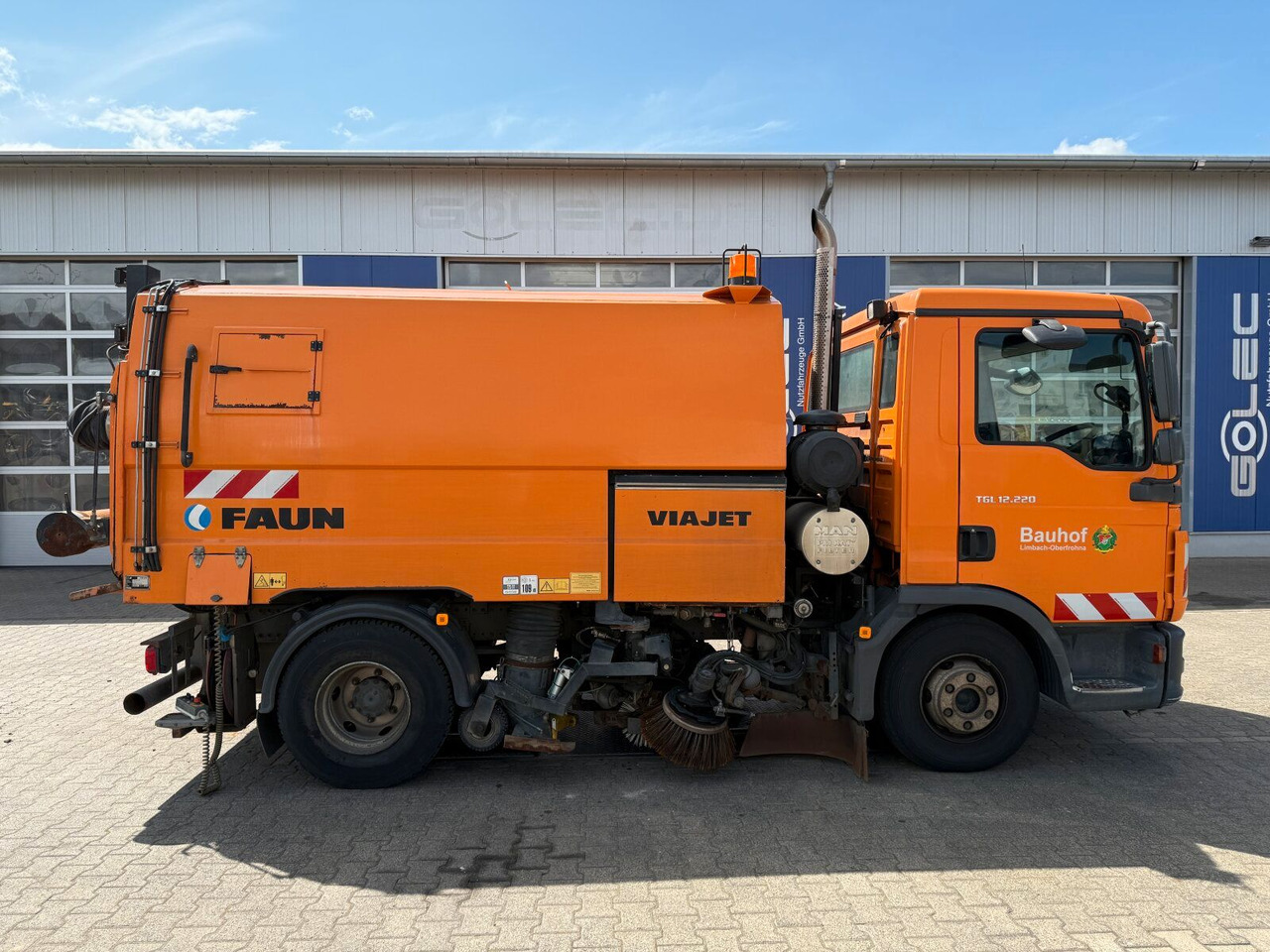 MAN 12.220 4x2 BL Kehrmaschine Viajet 5RHS - Xe quét đường: hình 2 MAN 12.220 4x2 BL Kehrmaschine Viajet 5RHS - Xe quét đường: hình 2