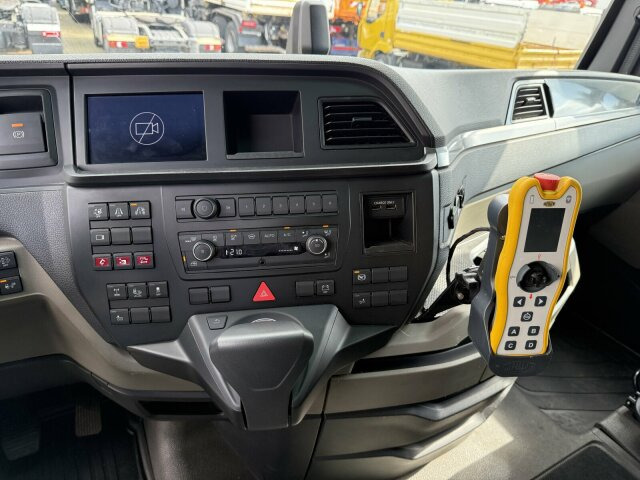 MAN TGX 26.520 6x2 Abrollkipper MEILLER RS 21.70 - Xe tải nâng móc: hình 3 MAN TGX 26.520 6x2 Abrollkipper MEILLER RS 21.70 - Xe tải nâng móc: hình 3