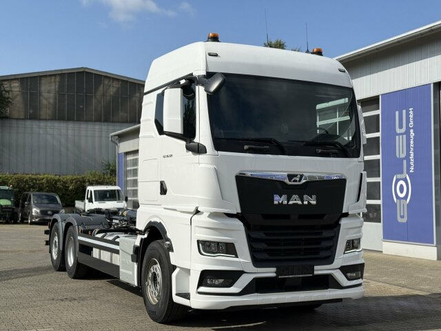 MAN TGX 26.520 6x2 Abrollkipper MEILLER RS 21.70 - Xe tải nâng móc: hình 1 MAN TGX 26.520 6x2 Abrollkipper MEILLER RS 21.70 - Xe tải nâng móc: hình 1