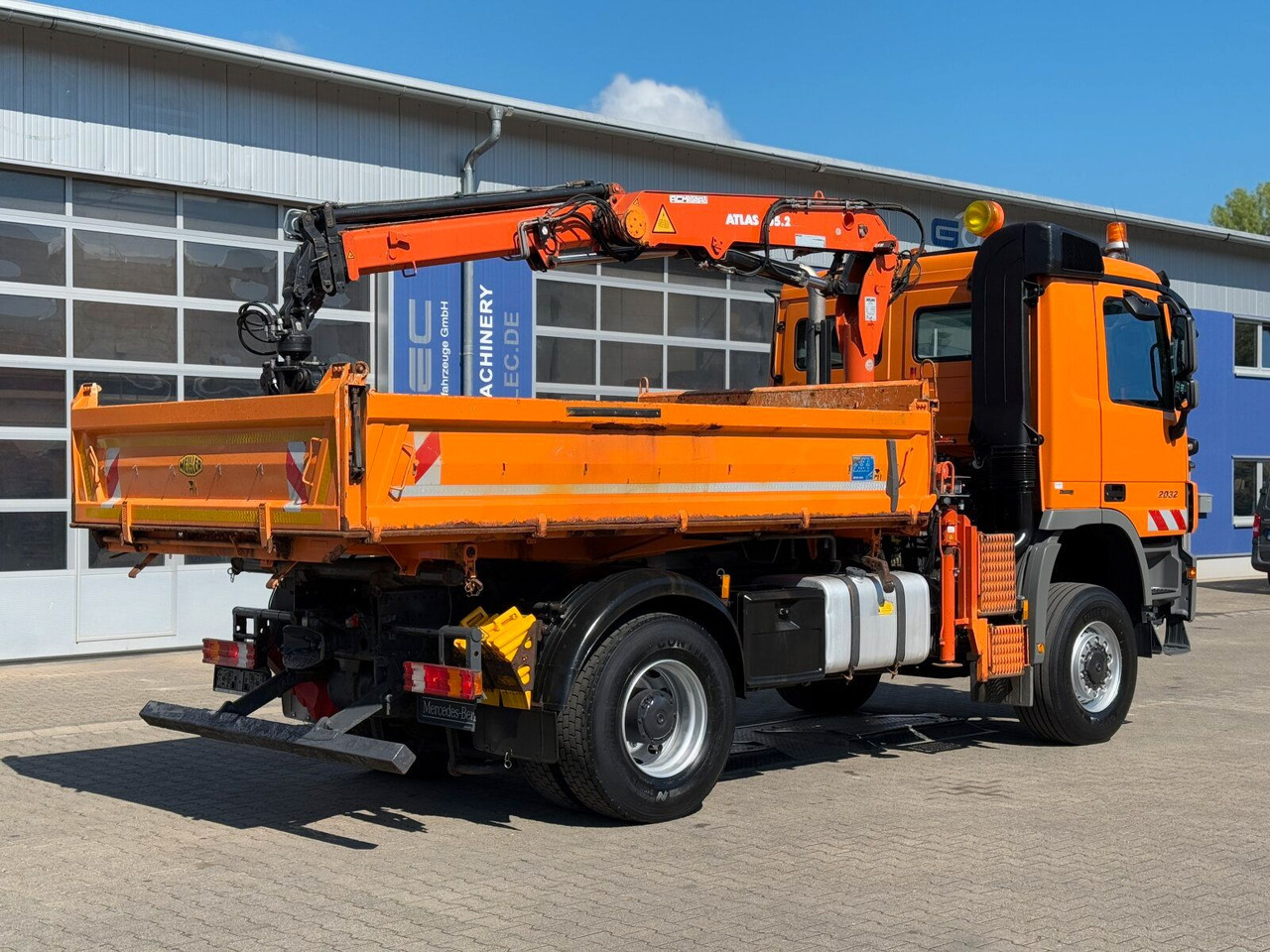 Mercedes-Benz ACTROS 2044 4x4 Kipper Kran ATLAS 65.2 A2L - Xe ben, Xe cẩu tự hành: hình 5 Mercedes-Benz ACTROS 2044 4x4 Kipper Kran ATLAS 65.2 A2L - Xe ben, Xe cẩu tự hành: hình 5