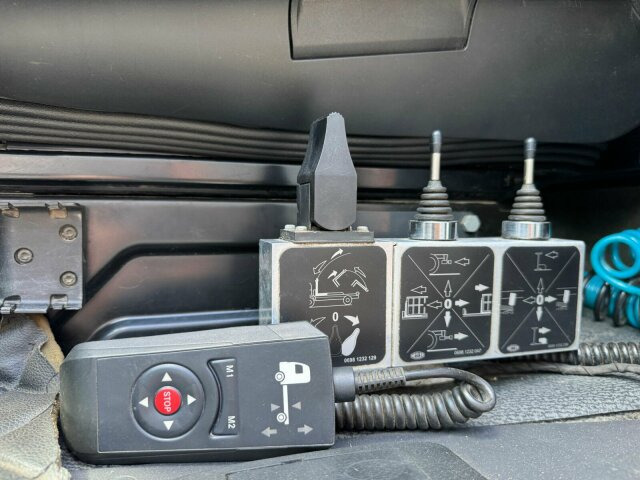 Xe tải nâng móc Mercedes-Benz ACTROS 2658 6x2 Abrollkipper MEILLER RK 26.67K: hình 7 Xe tải nâng móc Mercedes-Benz ACTROS 2658 6x2 Abrollkipper MEILLER RK 26.67K: hình 7