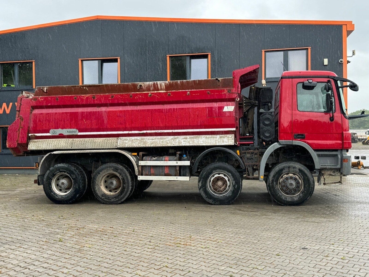 Mercedes-Benz ACTROS 4141 EURO4 8x6 Muldenkipper - Xe ben: hình 4 Mercedes-Benz ACTROS 4141 EURO4 8x6 Muldenkipper - Xe ben: hình 4