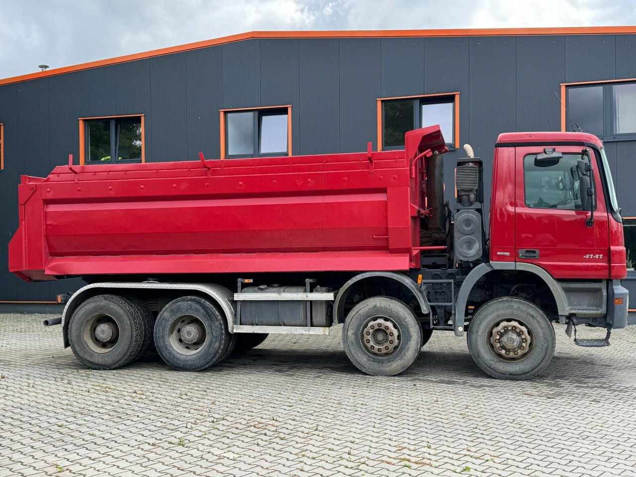 Mercedes-Benz ACTROS 4141 EURO4 8x8 Muldenkipper - Xe ben: hình 4 Mercedes-Benz ACTROS 4141 EURO4 8x8 Muldenkipper - Xe ben: hình 4