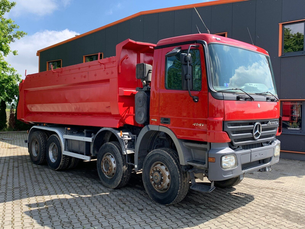 Mercedes-Benz ACTROS 4141 EURO4 8x8 Muldenkipper - Xe ben: hình 1 Mercedes-Benz ACTROS 4141 EURO4 8x8 Muldenkipper - Xe ben: hình 1