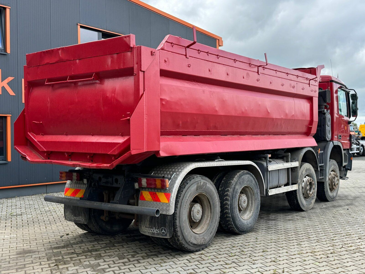Mercedes-Benz ACTROS 4141 EURO4 8x8 Muldenkipper - Xe ben: hình 5 Mercedes-Benz ACTROS 4141 EURO4 8x8 Muldenkipper - Xe ben: hình 5