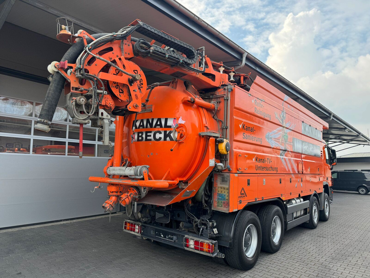 Mercedes-Benz ACTROS 4148 8x4 Kanalreiniger & Wasserrückgewinn - Xe tải chân không: hình 4 Mercedes-Benz ACTROS 4148 8x4 Kanalreiniger & Wasserrückgewinn - Xe tải chân không: hình 4