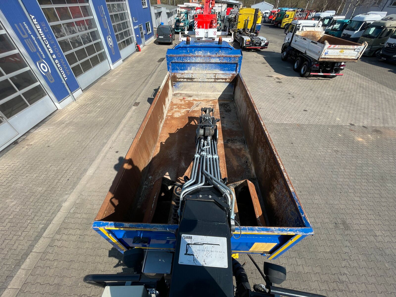 Mercedes-Benz AROCS 2536 6x2*4 Kipper Kran HIAB - Xe ben, Xe cẩu tự hành: hình 5 Mercedes-Benz AROCS 2536 6x2*4 Kipper Kran HIAB - Xe ben, Xe cẩu tự hành: hình 5
