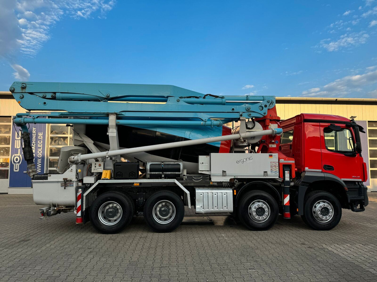 Mercedes-Benz AROCS 3243 8x4 Euro 6 Pumi Putzmeister TMM 24-3 - Xe trộn bê tông: hình 4 Mercedes-Benz AROCS 3243 8x4 Euro 6 Pumi Putzmeister TMM 24-3 - Xe trộn bê tông: hình 4