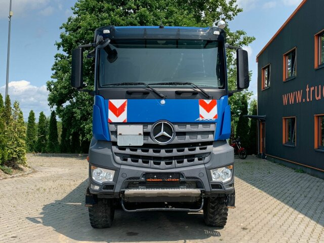 Mercedes-Benz AROCS 4145 8x8 EURO6 Muldenkipper TOP! - Xe ben: hình 3 Mercedes-Benz AROCS 4145 8x8 EURO6 Muldenkipper TOP! - Xe ben: hình 3