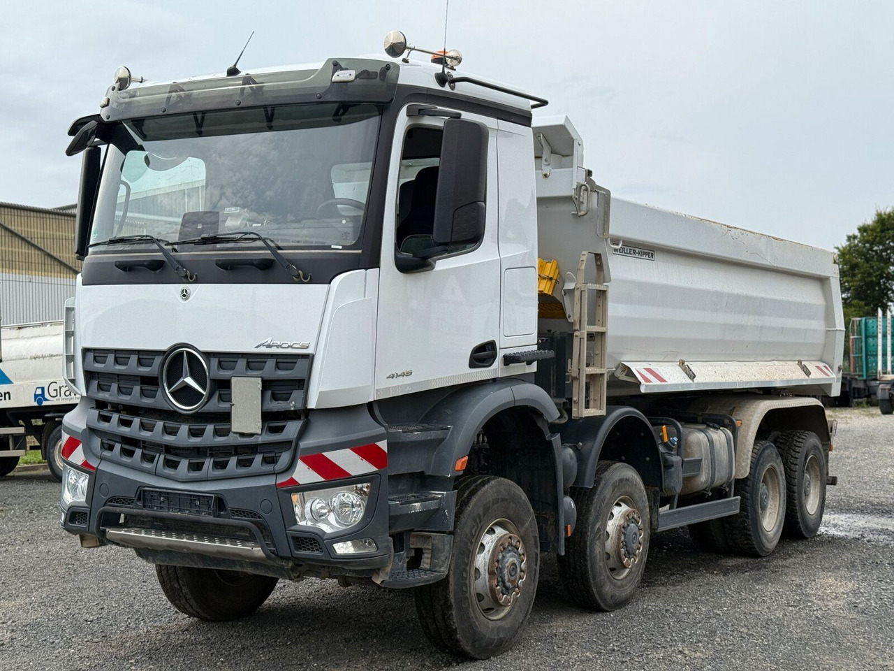 Xe tải chở thùng nhỏ Mercedes-Benz AROCS 4145 8x8 Meiller Muldenkipper: hình 7