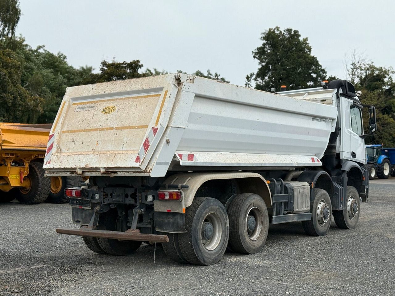 Mercedes-Benz AROCS 4145 8x8 Meiller Muldenkipper - Xe ben: hình 4 Mercedes-Benz AROCS 4145 8x8 Meiller Muldenkipper - Xe ben: hình 4