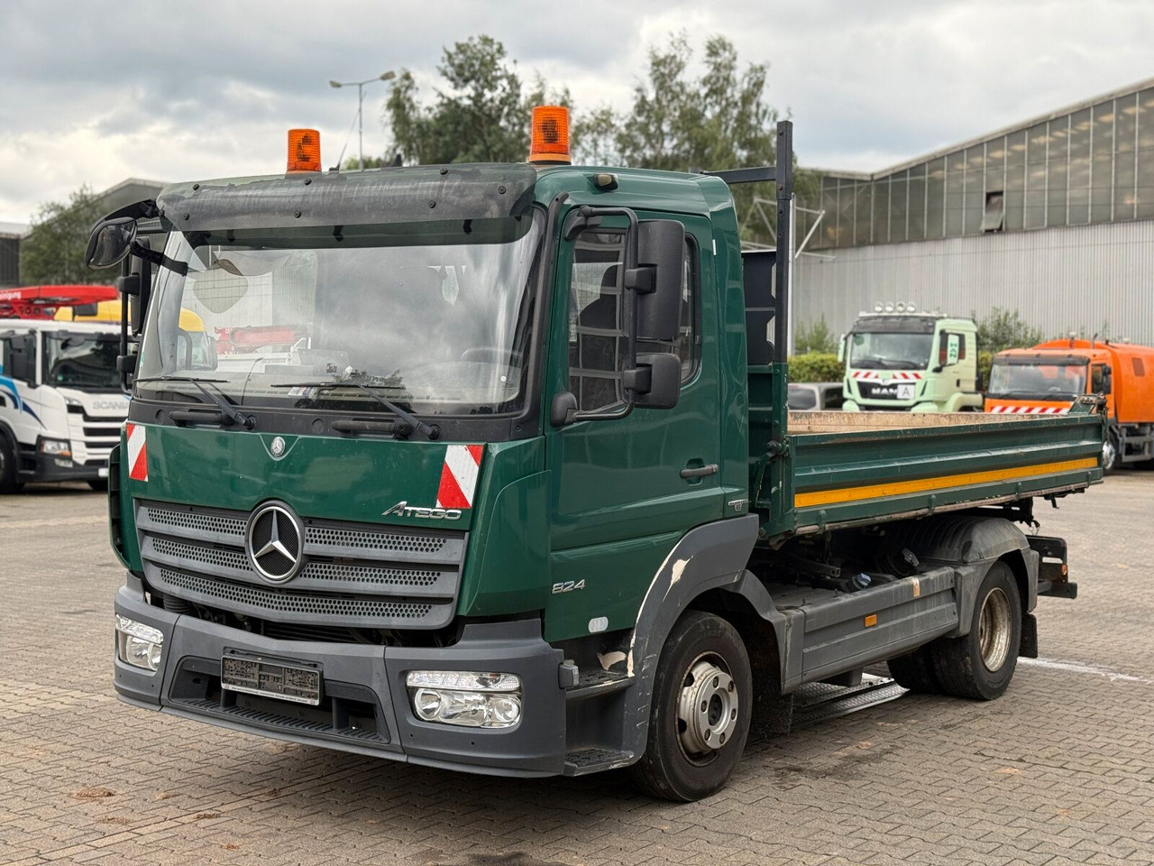 Mercedes-Benz ATEGO 824 4x2 BB Dreiseitenkipper MEILLER - Xe ben nhỏ: hình 2 Mercedes-Benz ATEGO 824 4x2 BB Dreiseitenkipper MEILLER - Xe ben nhỏ: hình 2