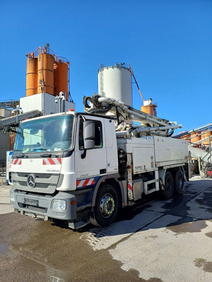 Mercedes-Benz Actros 2636 6x4 Betonpumpe Putzmeister 24-4 16H - Xe bơm bê tông: hình 2 Mercedes-Benz Actros 2636 6x4 Betonpumpe Putzmeister 24-4 16H - Xe bơm bê tông: hình 2