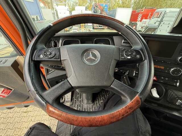 Xe tải thùng mui bạt Mercedes-Benz Actros 4x2 Pritsche Plane Laderampe + Anhänger: hình 15 Xe tải thùng mui bạt Mercedes-Benz Actros 4x2 Pritsche Plane Laderampe + Anhänger: hình 15