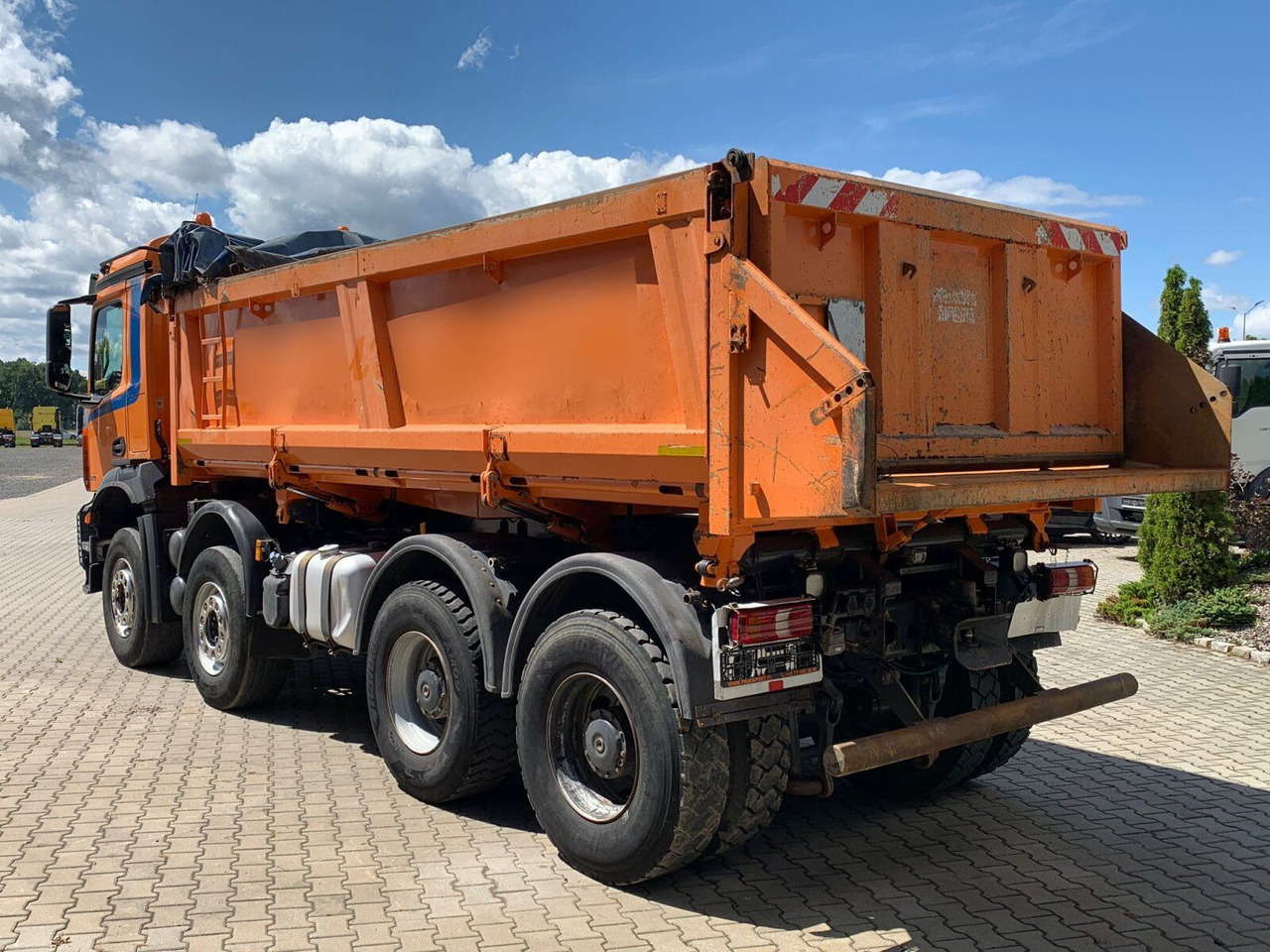 Mercedes-Benz Arocs 3243 8x4 Dreiseitenkipper mit Bordmatik - Xe ben: hình 5 Mercedes-Benz Arocs 3243 8x4 Dreiseitenkipper mit Bordmatik - Xe ben: hình 5