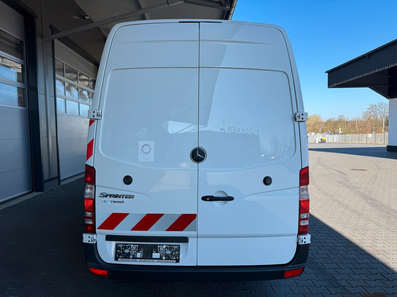 Mercedes-Benz Sprinter MB TV-Fzg mit Rausch Inspektion Einheit - Xe tải chân không: hình 4 Mercedes-Benz Sprinter MB TV-Fzg mit Rausch Inspektion Einheit - Xe tải chân không: hình 4