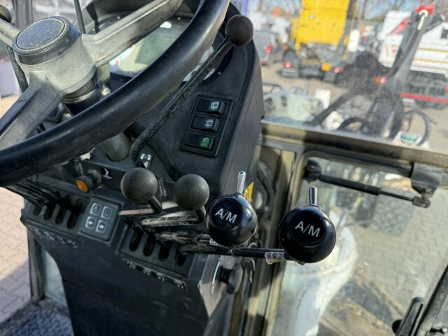 New Holland F106.6A alrrad 6x6 Grader 12 Ton - 10.700 Std - Máy san: hình 4 New Holland F106.6A alrrad 6x6 Grader 12 Ton - 10.700 Std - Máy san: hình 4