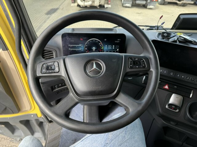 Mercedes-Benz ACTROS 1846 4x4 HAD Eur 6 Kipphydraulik Retarder - Xe đầu kéo: hình 5 Mercedes-Benz ACTROS 1846 4x4 HAD Eur 6 Kipphydraulik Retarder - Xe đầu kéo: hình 5