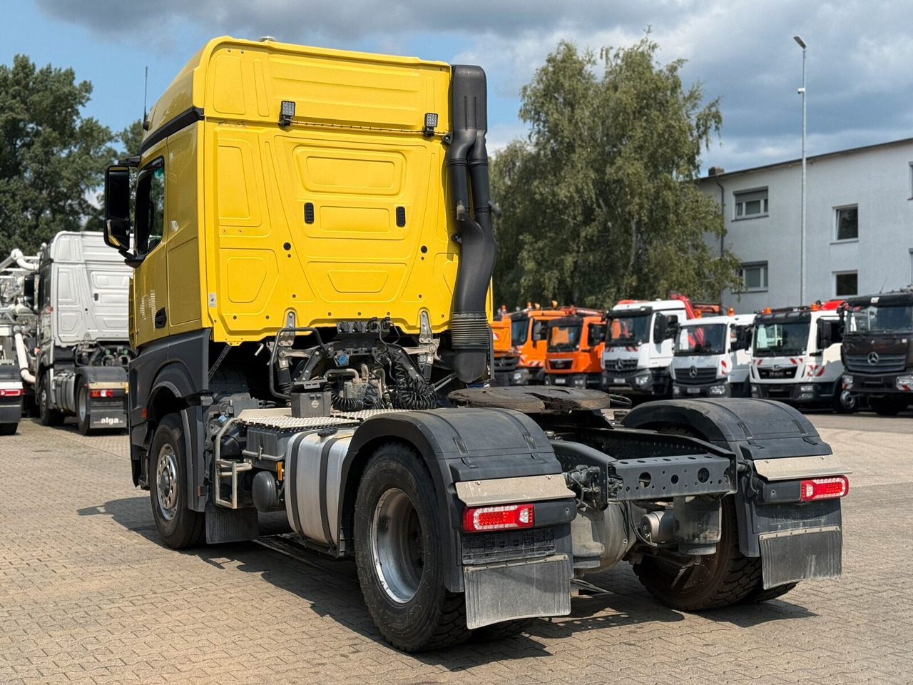 Mercedes-Benz ACTROS 1846 4x4 HAD Eur 6 Kipphydraulik Retarder - Xe đầu kéo: hình 5 Mercedes-Benz ACTROS 1846 4x4 HAD Eur 6 Kipphydraulik Retarder - Xe đầu kéo: hình 5