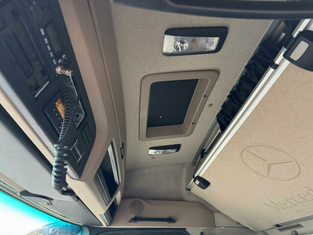 Mercedes-Benz ACTROS 1846 4x4 HAD Eur 6 Kipphydraulik Retarder - Xe đầu kéo: hình 5 Mercedes-Benz ACTROS 1846 4x4 HAD Eur 6 Kipphydraulik Retarder - Xe đầu kéo: hình 5