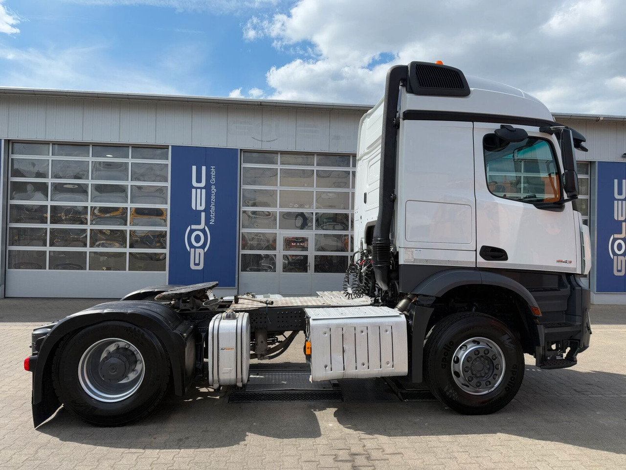 Mercedes-Benz Actros 1843 SZM 4x2 Kipphydraulik - Xe đầu kéo: hình 2 Mercedes-Benz Actros 1843 SZM 4x2 Kipphydraulik - Xe đầu kéo: hình 2
