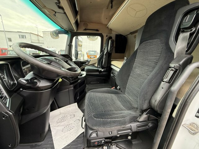 Mercedes-Benz Actros 1845 LS Sattelzugmaschine 4x2 - Xe đầu kéo: hình 5 Mercedes-Benz Actros 1845 LS Sattelzugmaschine 4x2 - Xe đầu kéo: hình 5