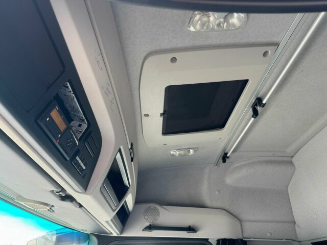 Mercedes-Benz Arocs 2142 4x4H SZM Euro 6 Kipphydraulik - Xe đầu kéo: hình 2 Mercedes-Benz Arocs 2142 4x4H SZM Euro 6 Kipphydraulik - Xe đầu kéo: hình 2