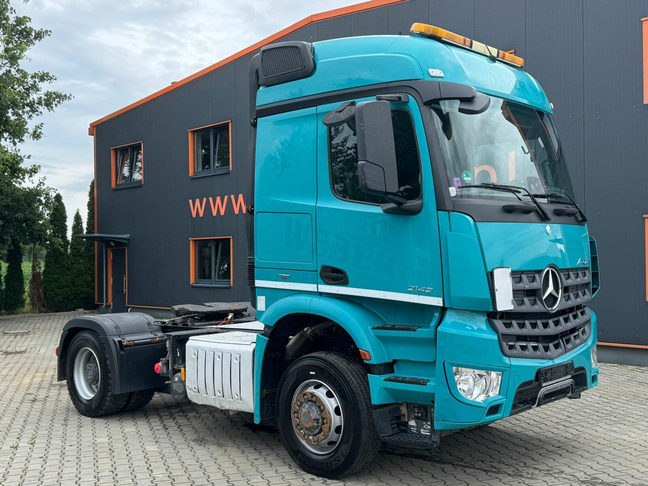 Mercedes-Benz Arocs 2142 4x4H SZM Euro 6 Kipphydraulik - Xe đầu kéo: hình 1 Mercedes-Benz Arocs 2142 4x4H SZM Euro 6 Kipphydraulik - Xe đầu kéo: hình 1