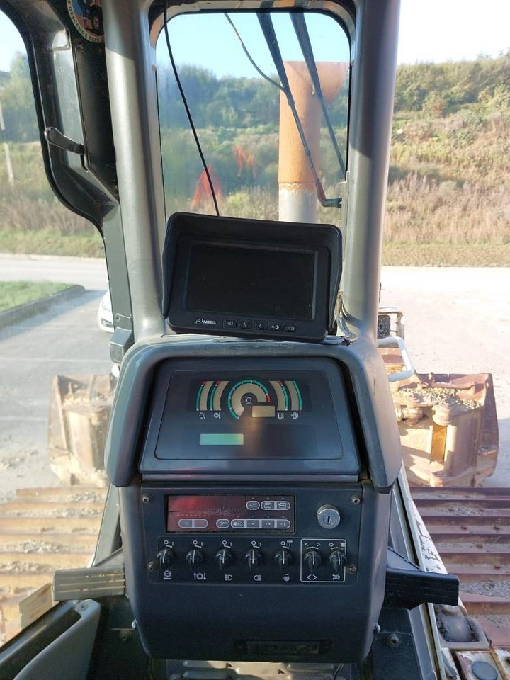 Komatsu D 61 PX-15 E0 - Máy ủi: hình 4 Komatsu D 61 PX-15 E0 - Máy ủi: hình 4