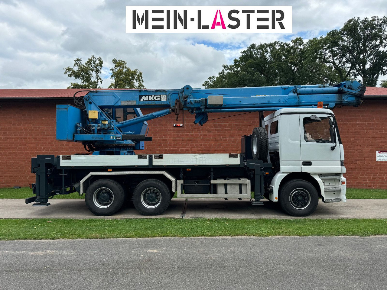Mercedes-Benz 3335 V6 MKG 550 Ta2-a2 -46m 420 kg Funk - Xe cẩu tự hành: hình 5 Mercedes-Benz 3335 V6 MKG 550 Ta2-a2 -46m 420 kg Funk - Xe cẩu tự hành: hình 5