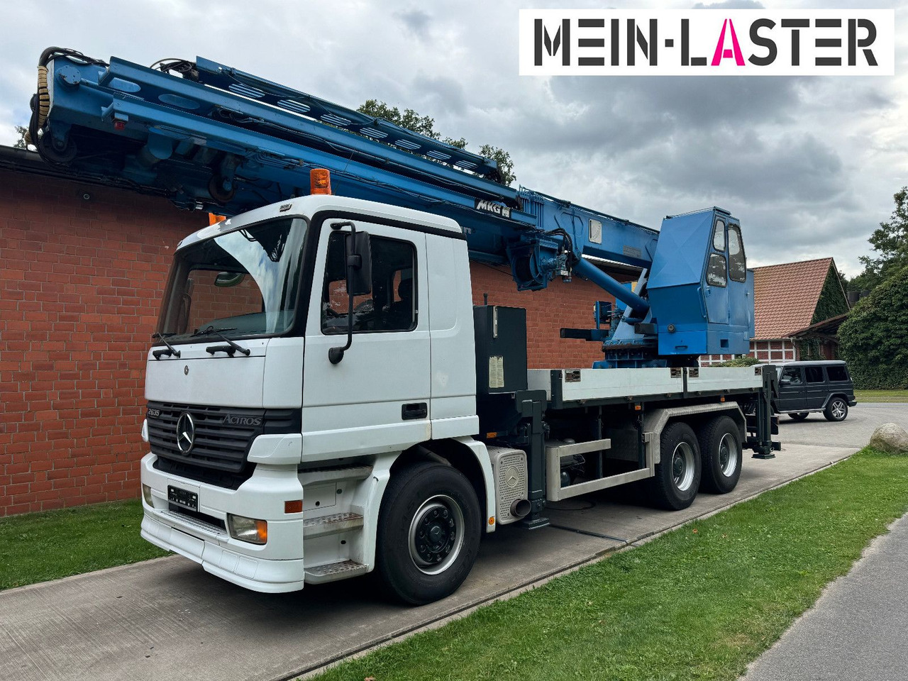 Mercedes-Benz 3335 V6 MKG 550 Ta2-a2 -46m 420 kg Funk - Xe cẩu tự hành: hình 4 Mercedes-Benz 3335 V6 MKG 550 Ta2-a2 -46m 420 kg Funk - Xe cẩu tự hành: hình 4