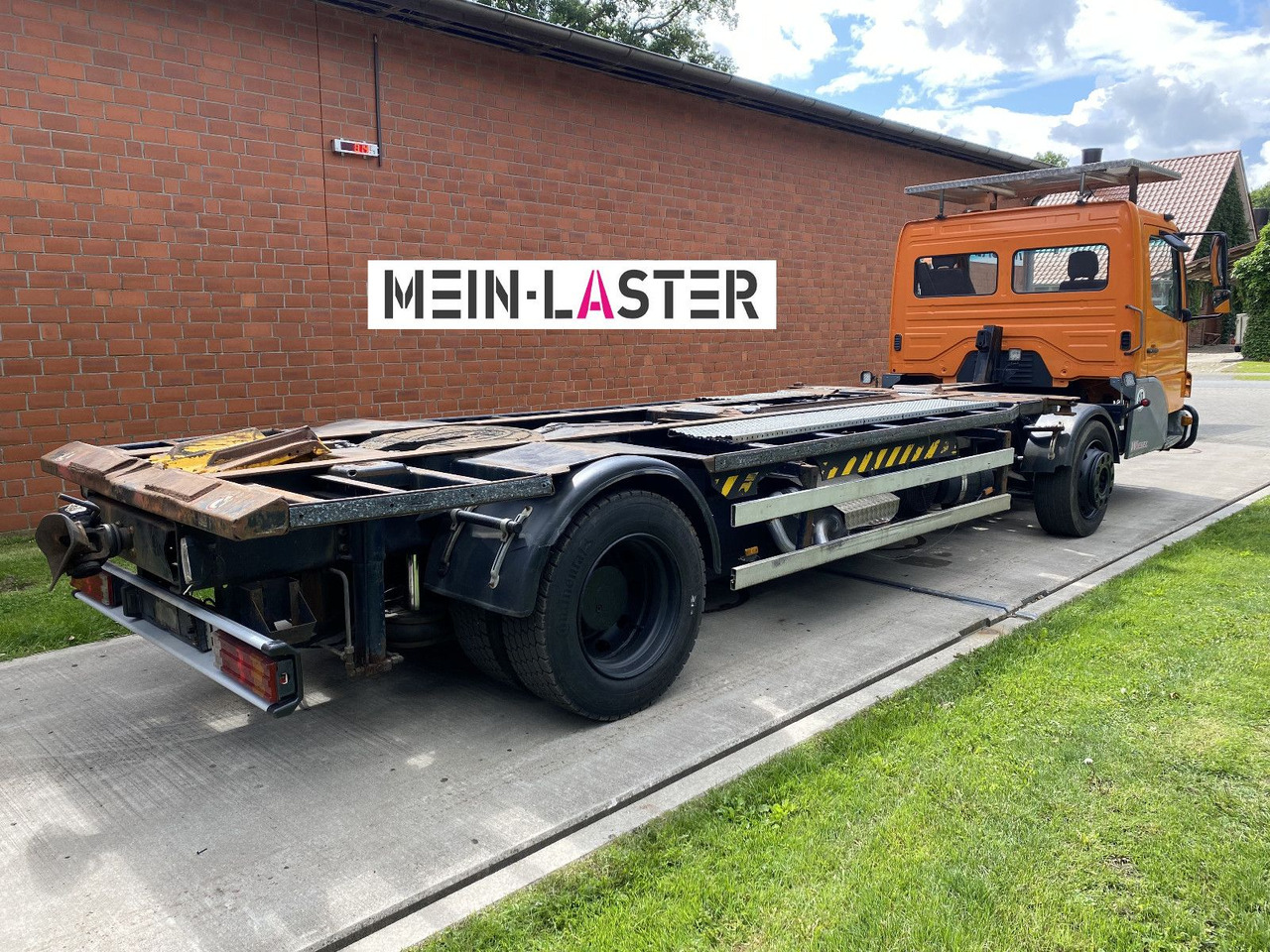 Mercedes-Benz Kamag Wiesel Umsetzter Sattelplatte - Xe chở container/ Xe tải hoán đổi thân: hình 3 Mercedes-Benz Kamag Wiesel Umsetzter Sattelplatte - Xe chở container/ Xe tải hoán đổi thân: hình 3