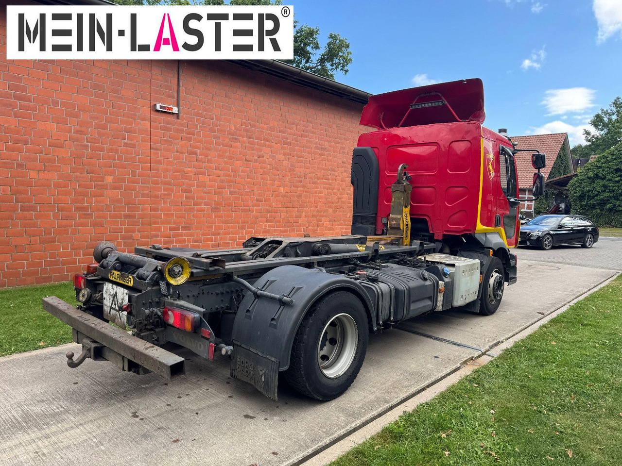 Xe tải nâng móc Volvo FL 250 Palfinger T10Duo City + StandardContainer: hình 6 Xe tải nâng móc Volvo FL 250 Palfinger T10Duo City + StandardContainer: hình 6