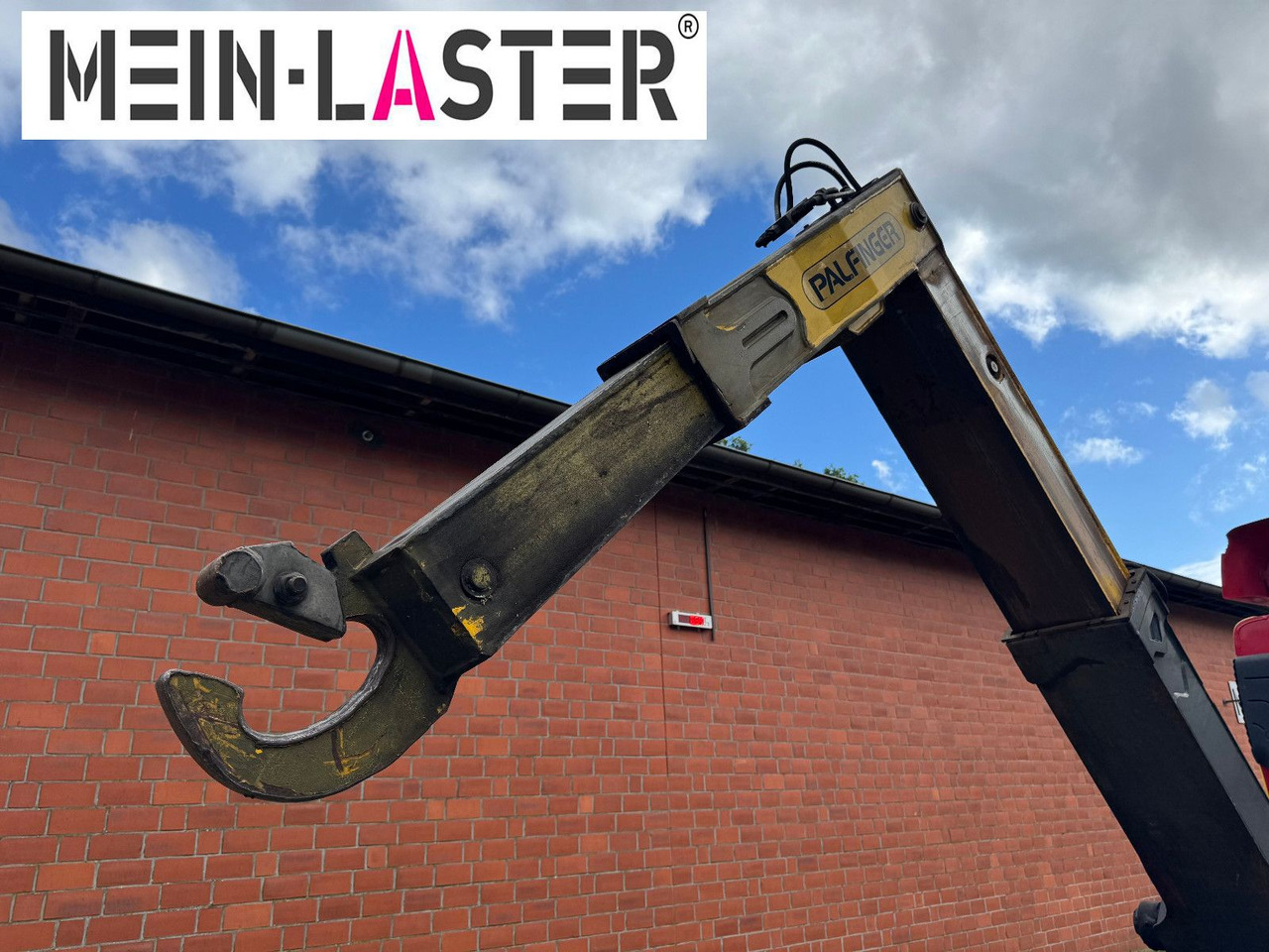 Xe tải nâng móc Volvo FL 250 Palfinger T10Duo City + StandardContainer: hình 14 Xe tải nâng móc Volvo FL 250 Palfinger T10Duo City + StandardContainer: hình 14