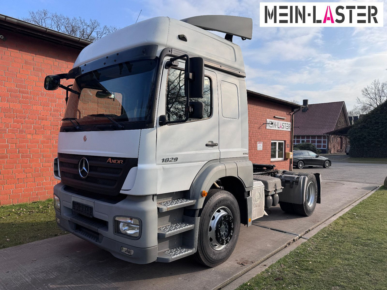 Mercedes-Benz Axor 1829 nur 170.070 km Bett Klima - Xe đầu kéo: hình 2 Mercedes-Benz Axor 1829 nur 170.070 km Bett Klima - Xe đầu kéo: hình 2