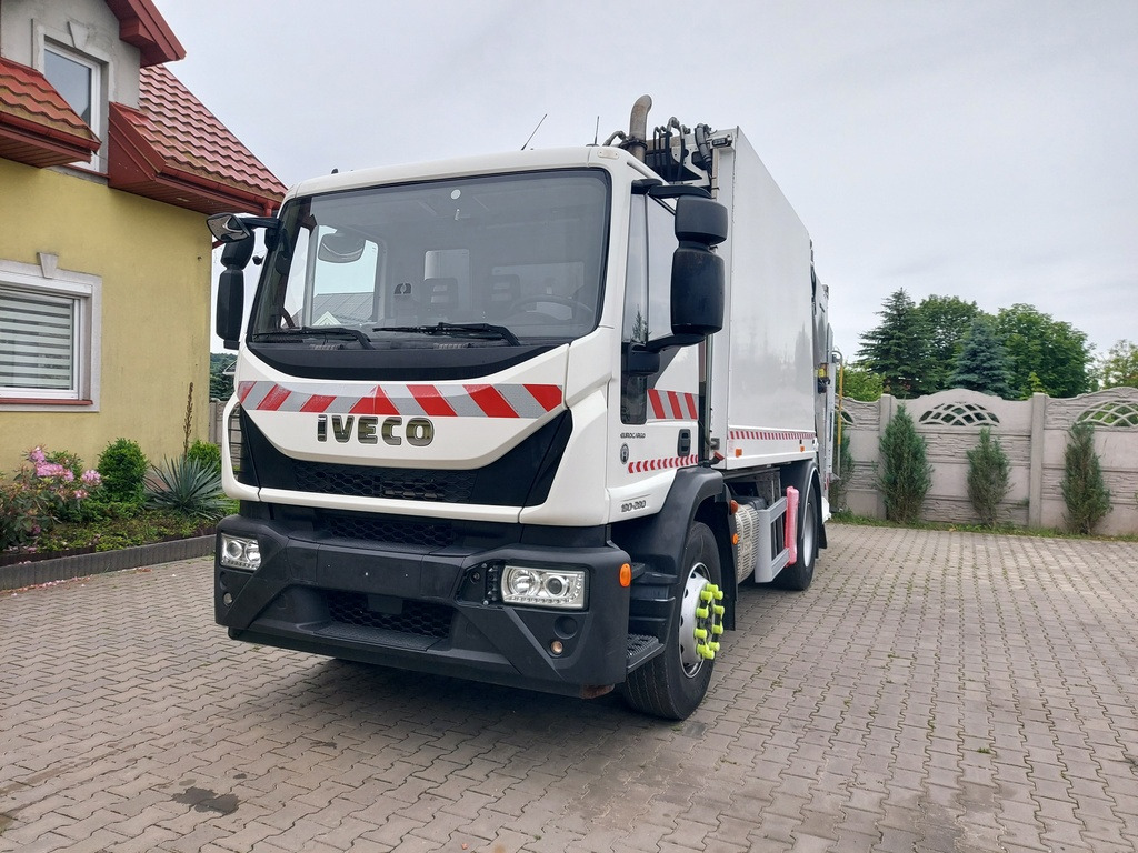 IVECO Eurocargo - Xe tải chở rác: hình 2 IVECO Eurocargo - Xe tải chở rác: hình 2