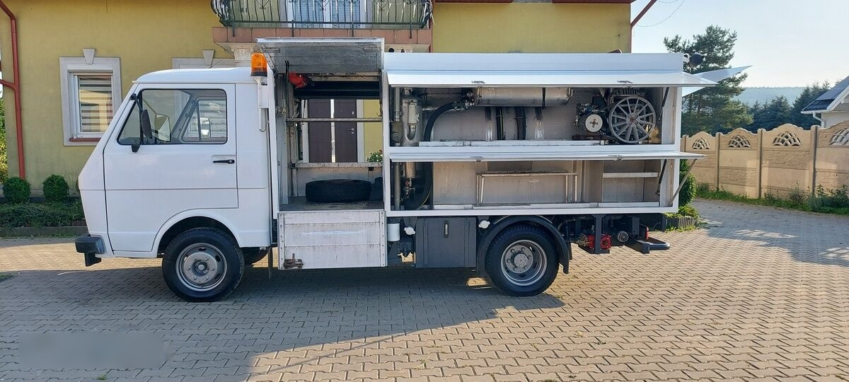 Volkswagen LT55 COMBI HYDRO OIL ADR INOX - Xe tải chân không: hình 4 Volkswagen LT55 COMBI HYDRO OIL ADR INOX - Xe tải chân không: hình 4